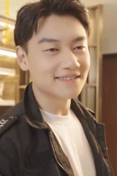 狂飙保安：我给美女总裁做贴身保镖